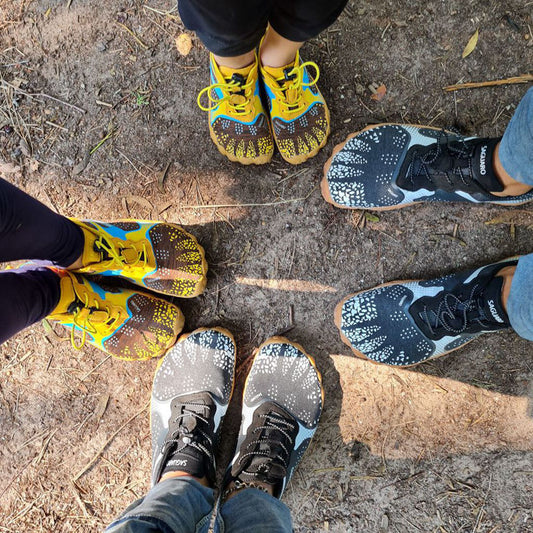 Por qué los niños deberían probar los zapatos descalzos