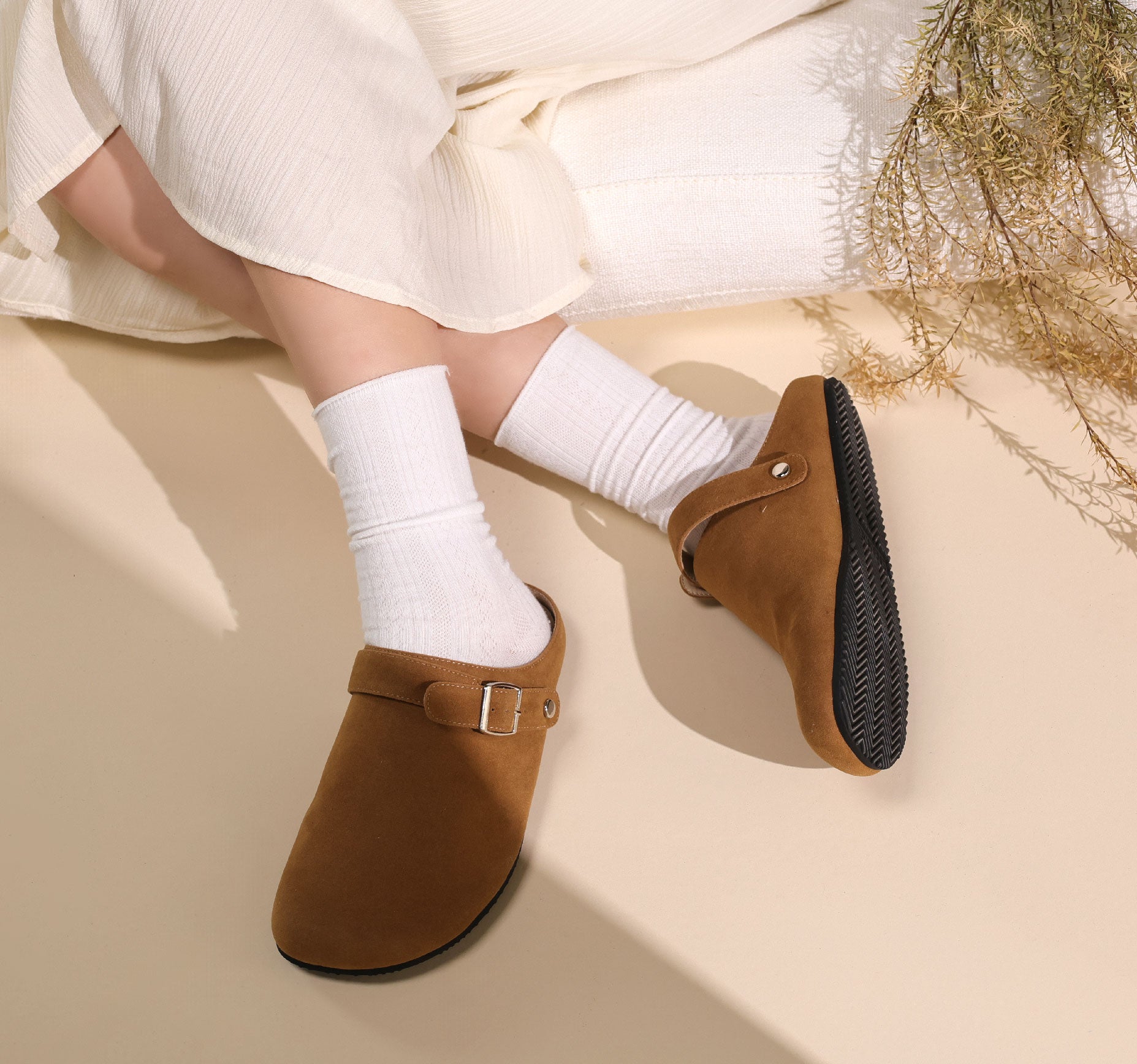 Las zapatillas SAGUARO Serene Ⅰ – disfruta de la comodidad y libertad con cada paso. El zapato perfecto para el movimiento natural.